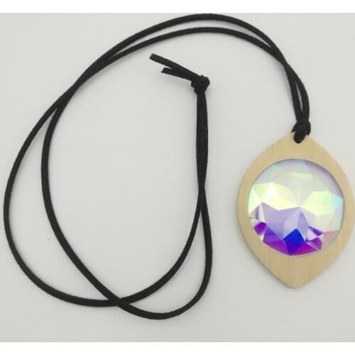 Bamboo frame kaleidoscopependant with prism glass lens