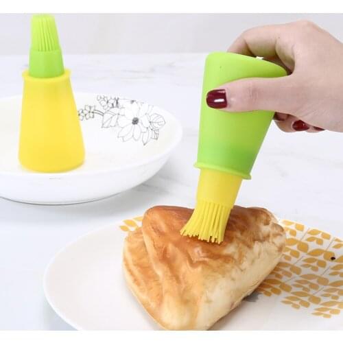 Household Barbecue Oil Brush High Temperature With Bottle Silicone Brush Oil Baking Control Oil Barbecue Brush