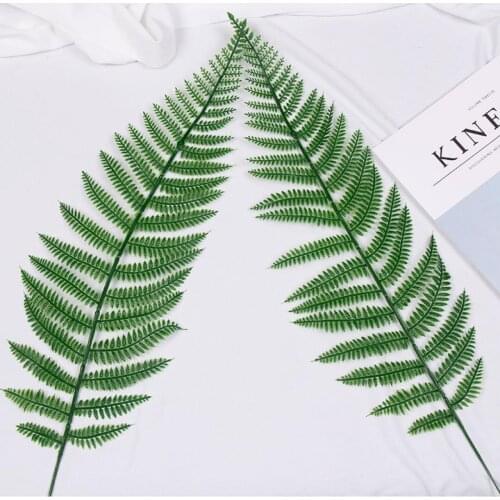 5pcs simulation Pine leaf Branches Artificial Leaf Green Plant Photo Props family Christmas Decoration Plastic Decorative plants