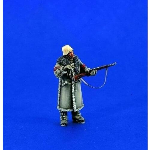 1:35 Resin kit soldiers in winter 1