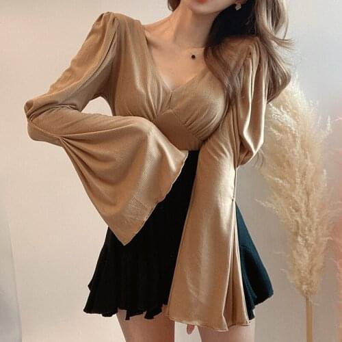 Womens Slim Casual Vintage Flare Sleeve T-Shirt Solid Color Long Sleeve Knitted Rib Crop Top for Ladies Daily Wear Sexy Tops