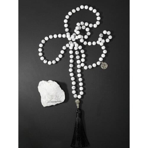 OAIITE 8mm Howlite Mala 108 Beads Necklace Natural stone Tassel Necklace with Handmade Knot Yoga Meditation Jewelry