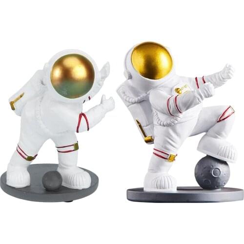 Wine Holder Countertop Artistic Resin Astronaut Wine Bottle Display Rack
