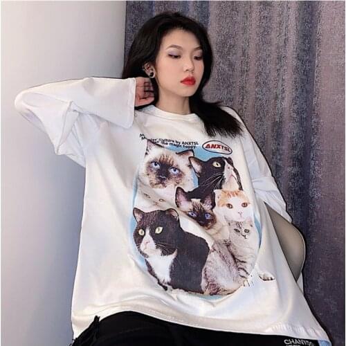 Korean Fashion Black / white cat print loose Crew Neck Long Sleeve T-shirt for men and women cool tee bottoms BF style tees