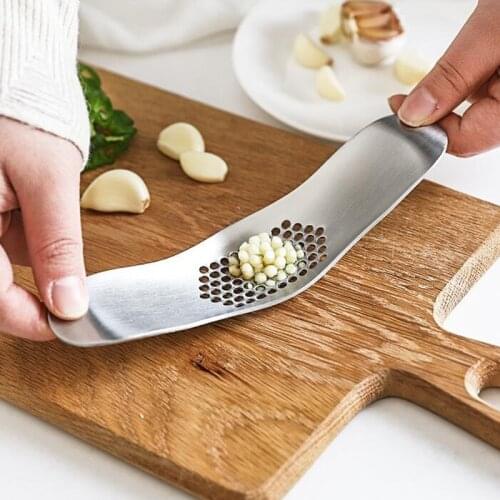 Multifunctional Garlic Press Crusher With Silicone Peeler Cleaning Brush Stainless Steel Garlic Ginger Chopper Kitchen Tools