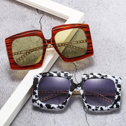 Trendy Vintage Oversized Frame Womens Sunglasses Retro Big Frame Tinted Color Lens Mens Sun Glasses Unique Fashion 2021 Goggle