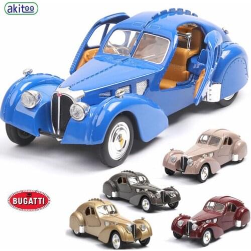 Akitoo Bugatti 57SC classic car model antique car model simulation car model Bugatti car toy sound and light gift #2406
