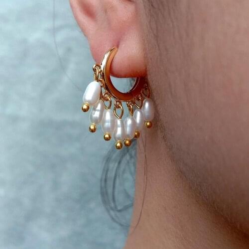YYGEM classic style Gold Plated Natural Freshwater Cultured White Rice Pearl Hoop Earrings for women