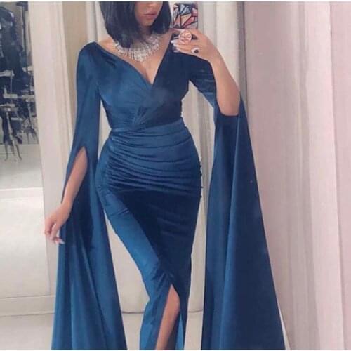 2020 Modest Plunging V Neck Pleated Long Sleeve Sheath Velvet Floor Length Royal Blue Mother of the Bride Dresses