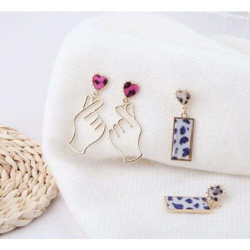 Trendy New 40pcs Dull Bright Gold Color Hollow Out Hands Pendant Charms Leopard Printing Rectangle Gold Tone Alloy Earring Charm