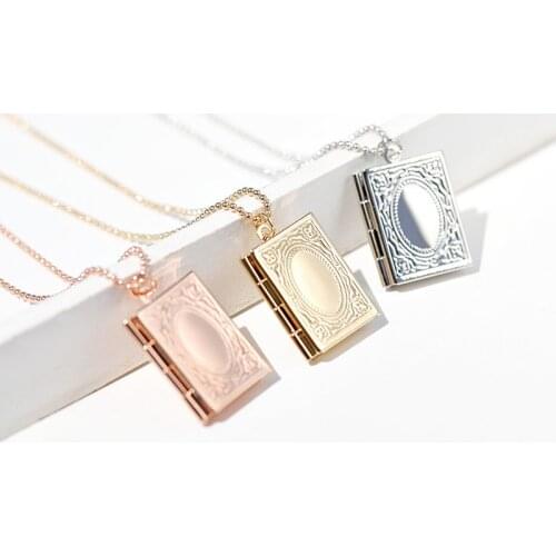 Fashion Womans Necklaces Printed Square Floating Locket Pendant Necklace for Girl Openable Photo Frame Charms Jewelry Gift