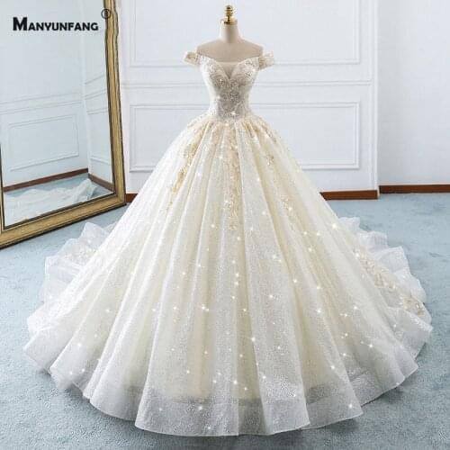 Custom Made Embroidery Appliques Tulle Boat Neck Cathedral Train Bridal Ball Gown Elegant Off the Shoulder Lace Up Wedding Dress