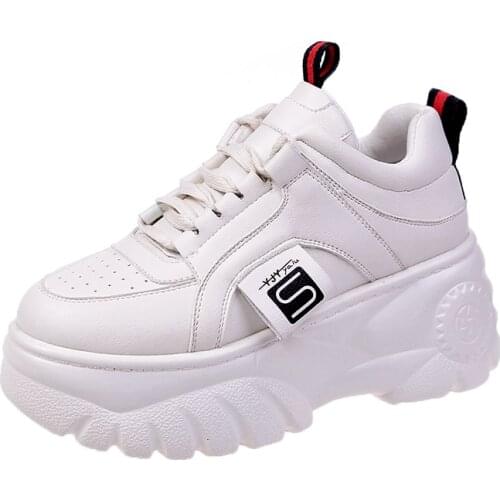 Hot Trends Sneakers For Women Stylish Thick Sole Ladies Casual Shoes Athletic Jogging Shoes Outdoor Street Walking Footwear