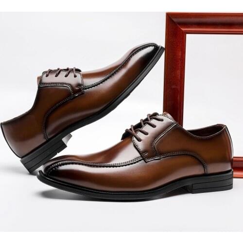 2021Men Dress Shoes Derbies Style Sewing lines Two Patchwork Genuine Leather Low Heel Rubber Spring Fall Gentry Classic Fashion