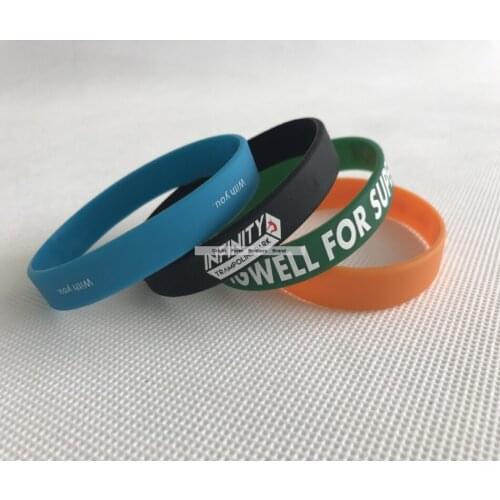 50pcs/lot creating custom 12mm Wide Logo Print Kids Children Silicone Wristband Rubber Bracelet Promotion Gift