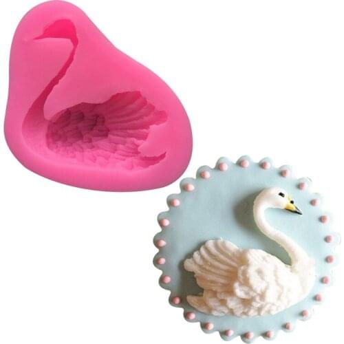 Cute Swan Shaped Soap Mold Handmade Cake Candle Mold 3D Swan Silicone Mold Animal shape Soap Mold DIY Gifts