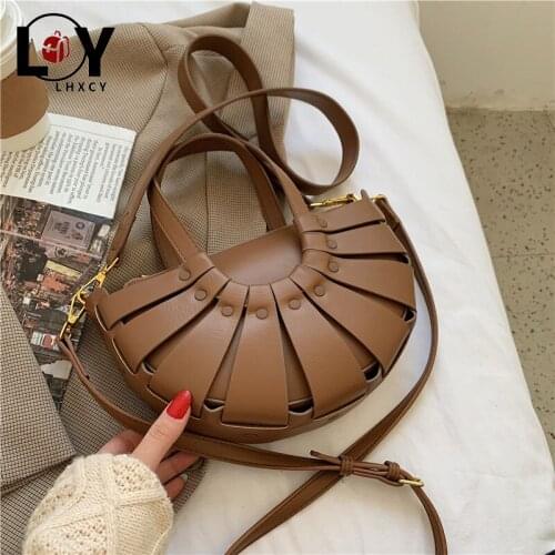 2021 Autumn and Winter New Fashion Ladies Texture Western Personality Messenger Bag New Retro All-match Handbag Small Bag Female