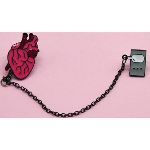 Red Heart Organ Enamel Pin Plug Charger Badge Brooch Denim Clothes Lapel Brooch Chain Pin Jewerley Gift For Couples