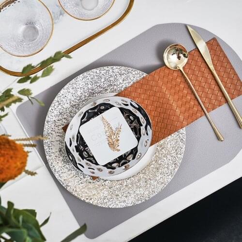 Leearts Decorative Plates