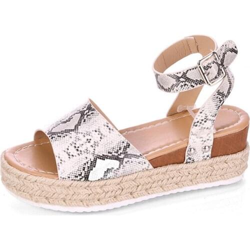 Plus Size Womens Flat SandalsThick-soled Straw Woven Buckle Sandals Women with Twine Rope Lightly