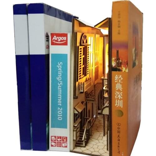 DIY KIY Diagon Alley Wooden Book Nooks Art Bookends European Town Removable Handmade Book Decoration Led Bookshelf Birthday Gift