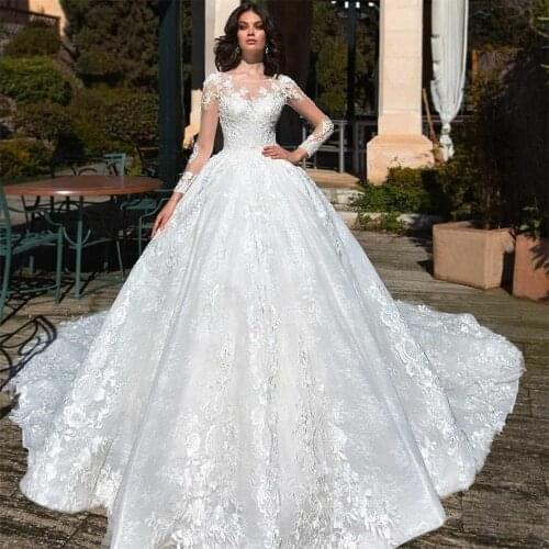 2021 A Line Wedding Dresses Lace Long Sleeve Beading Vintage Bridal Gowns Custom Made Sweep Train Wedding Dress