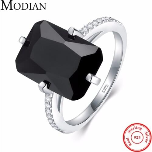 Modian Rings With Crystals