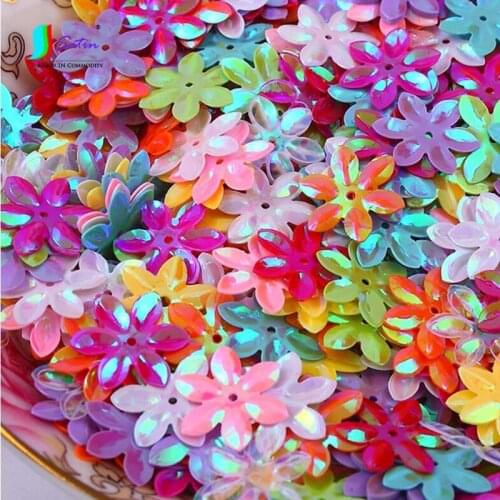 New 2019 Colorful Flower Shape Sequins for Sewing Design DIY Clothing Decoration Accessory Sequin Flower S0094H
