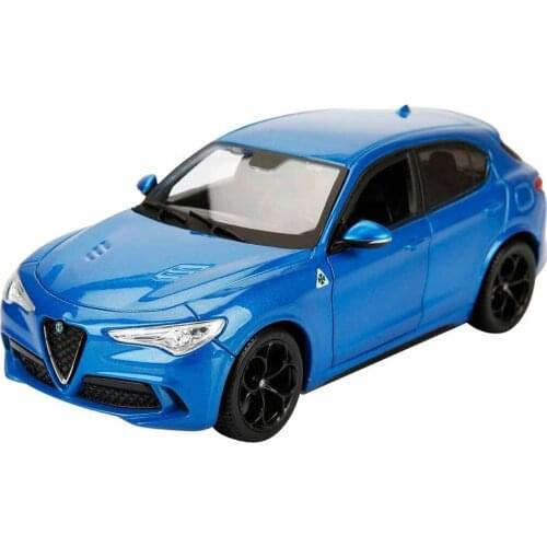 Bburago 1:24 Alfa Romeo Stelvio Model Car