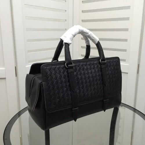 2021 Latest Fashion Sheepskin Handbags Genuine Leather Handmade Woven Women High Quality Designer Travel Bag Large Capacity