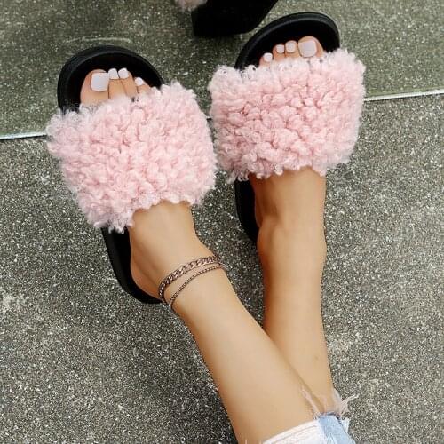 Women Plush Slippers 2021 Female Summer Fashion Slides Ladies Comfortable Soft Casual Shoes Outside Flats Plus Size Footwear