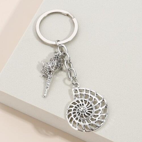 Beach Keychain Sea Conch Shell Key Ring Metal Key Chains Summer Gifts For Women Men Handbag Accessorie Handmade Punk Jewelry