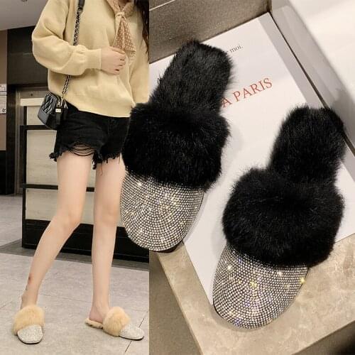 Big Size Women Slippers Ladies Round Toe Designer Shoes Luxury 2021 Rhinestone Fur Crystal Slippers Diamond Flats Shoes