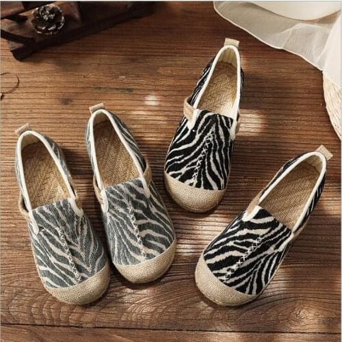 Elegant fashion casual embroidered shoes cotton hemp rubber bottom Girl Shoes ethnic style small fresh womens linen shoes