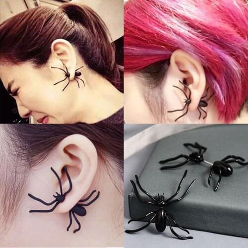 New Unique Punk Earrings 3D Creepy Black Spider Earrings 2021 Fashion Women Men Wear Earrings Before And After Halloween Party
