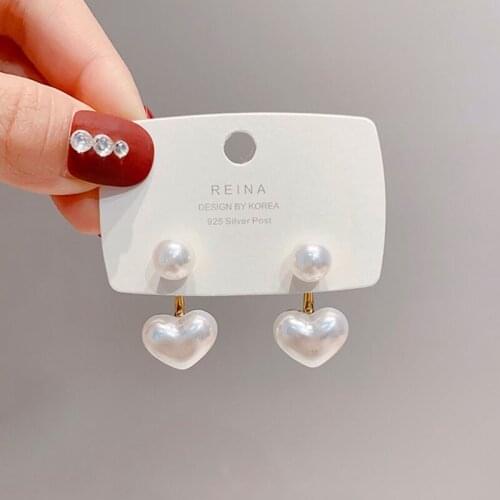 2020 New fashion contracted Heart Pearl fine earrings joker sweet elegant temperament Women Stud earrings