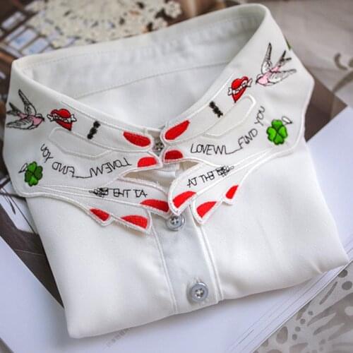 Korean Embroidered Color Red Nail Brand Wild Lace Scarf Buckle Accessory embroidered half-shirt decoration sweater false collar