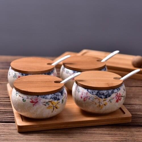 LingAo Japanese ceramic seasoning pot set household creative kitchen utensils small department store oil and salt pot seasoning