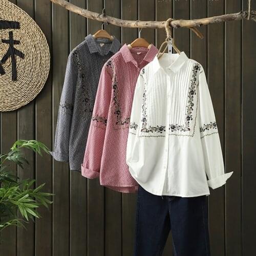 Spring Fashion Embroidered Floral Shirt White Pleated Casual Long Sleeve Lapel Blouses And Tops Female All-Match Cotton Clothing