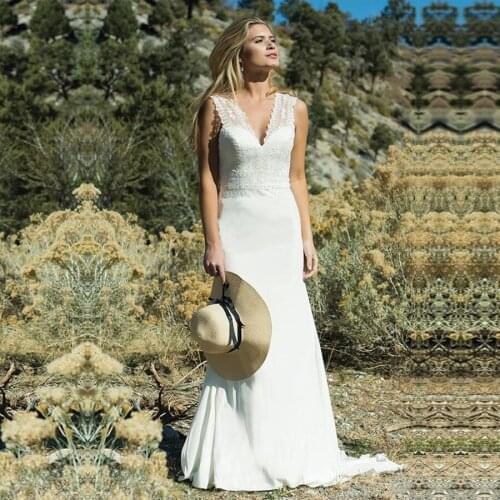 Attractive V-neck Wedding Dress See-through A-line Bridal Gown With Beaded Lace Appliques Pockets Tulle Satin Vestido de noiva