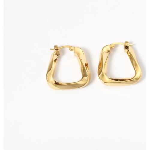 Earrings European and American fashion twist Earrings womens trapezoidal gold earrings cool style earrings