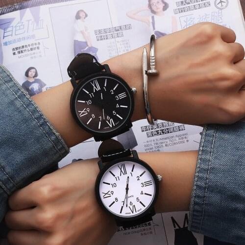 Hot Sale Women Bracelet Watch Vintage Watch Roman Numerals Female Quartz Women Watches Fashion Clock Ladies Watch Waterproof