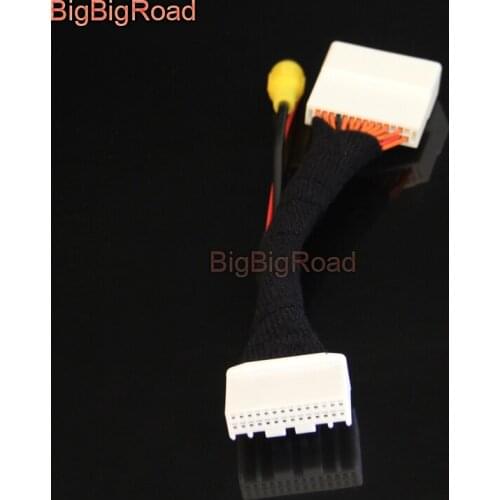 BigBigRoad Car Rear View Parking Camera Adapter Connector Wire 28pins For Toyota RAV4 RAV-4 Corolla Reiz 2014 2015 2016 2017