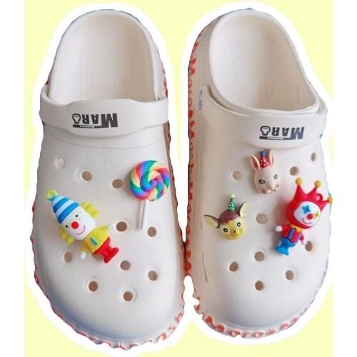 1set Cute DIY 3D Astronaut Cosmonaut Shoe Buckle Charms Cartoon Animal For Crocks Decorations Accessories For Kids Women Gifts