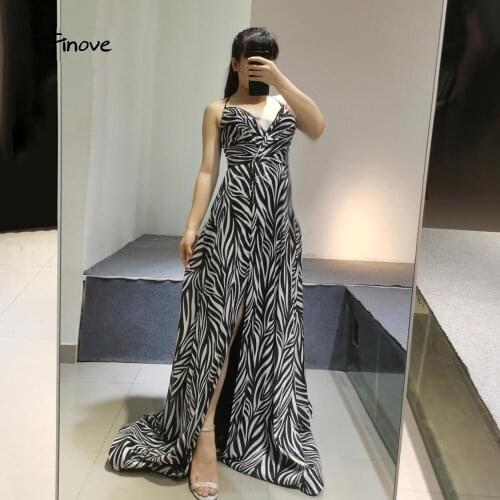 Finove 2020 Simple Evening Dress Halter V-Neck Sequined A Line Formal Open Sit Dress Robe De Soiree