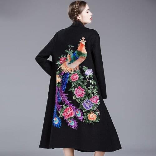 High-end autumn winter trench coats for women puls size vintage Elegant woolen embroidery floral warm overcoat female L-XXXL