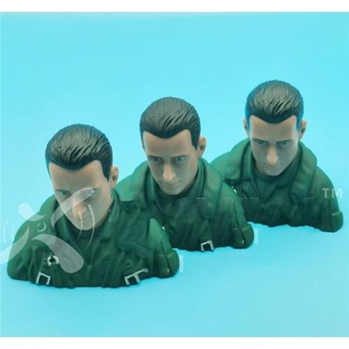 1/6 1/4 Scale Jet Simulation Pilot Doll Head Sculpture Head Rotatable Toy Model Home Static Decoration Collection ​birthday Gif