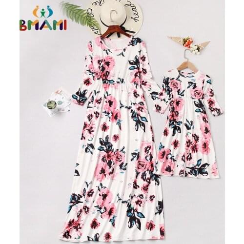 Long-Family Look Fashion Dresses for Mother Daughter Floral Girls Dress Family Matching Mommy and Me Clothes Outfits