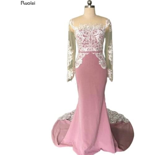 Real Image Charming Pink Chiffon Evening Dresses Lace Appliques Button Full Sleeves Sheer Back Evening Gown For Wedding Party