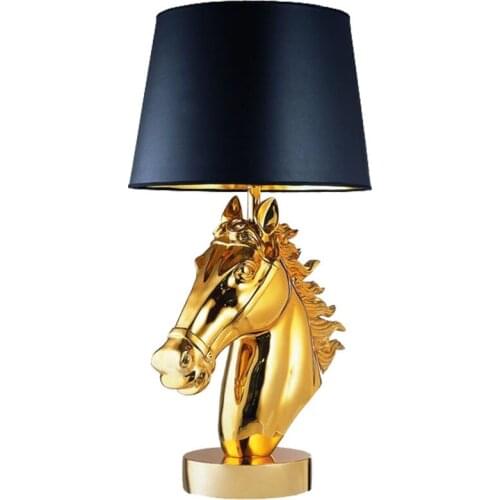 Nordic Luxury Gold Horse Head Resin Table Lamps for Living Room Bedroom Bedside Desk Lamp Home Decor Modern LED Light Fixtures